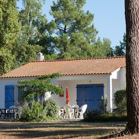 Ulvf Les Hibiscus Hotell Saint-Jean-de-Monts Eksteriør bilde