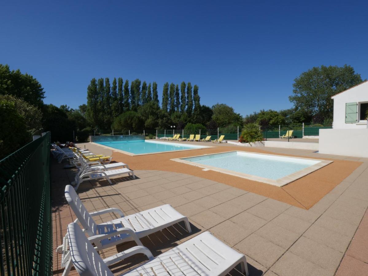 Ulvf Les Hibiscus Hotell Saint-Jean-de-Monts Eksteriør bilde